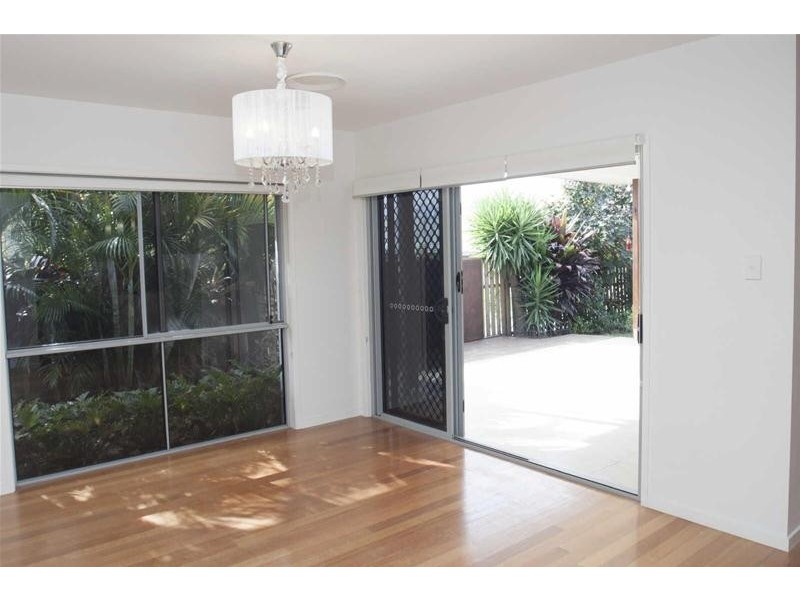 27 Scenic Crescent, Coomera QLD 4209