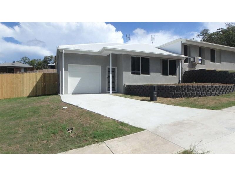 1/9  Bass Crt (1/1 Logan), Oxenford QLD 4210