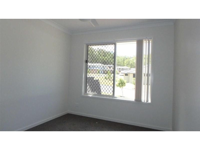 1/9  Bass Crt (1/1 Logan), Oxenford QLD 4210