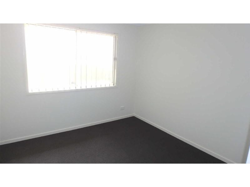 1/4  McWilliam Street, Pimpama QLD 4209