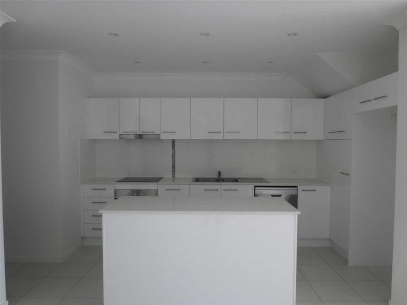 2/33  Pyrite Street -Lot 9- Oreland Estate, Pimpama QLD 4209