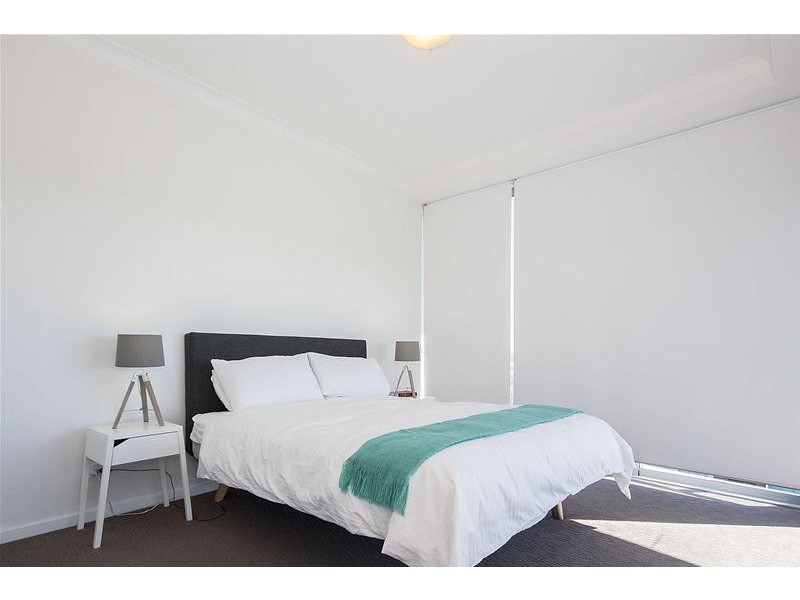 1808/25-31 East Quay Drive, Biggera Waters QLD 4216