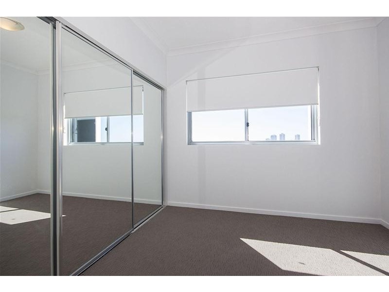 1808/25-31 East Quay Drive, Biggera Waters QLD 4216