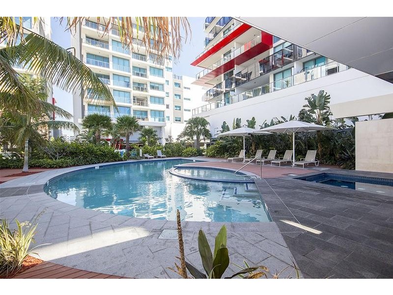 1808/25-31 East Quay Drive, Biggera Waters QLD 4216