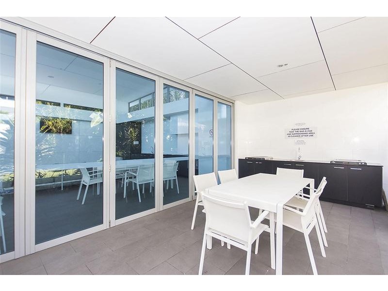 1808/25-31 East Quay Drive, Biggera Waters QLD 4216