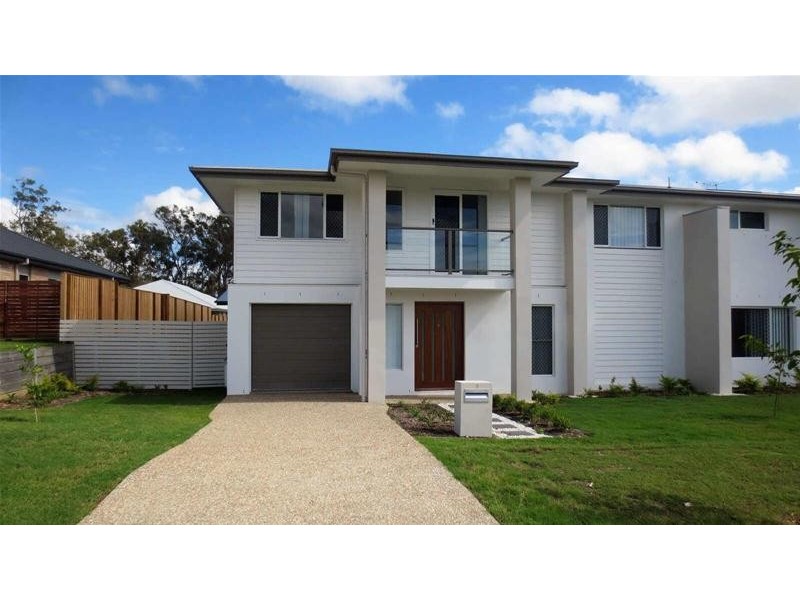 2/7  Bottle Brush Circuit, Coomera QLD 4209