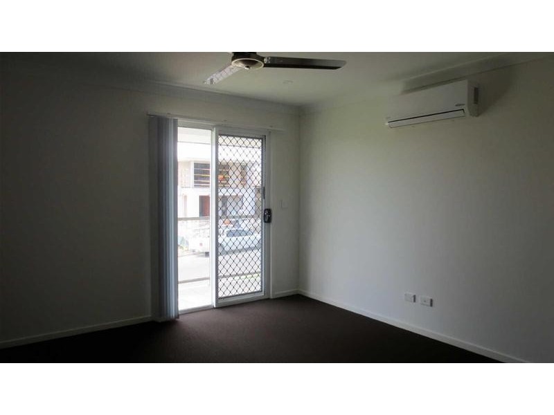 2/7  Bottle Brush Circuit, Coomera QLD 4209