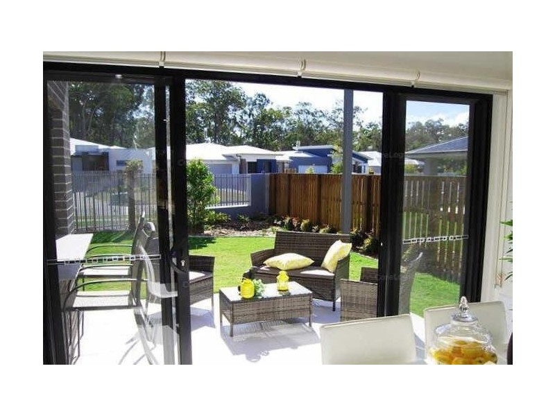 4/4  Mala Court, Coomera QLD 4209