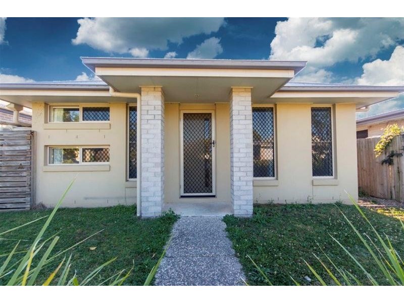 24  Beaumont Drive, Pimpama QLD 4209