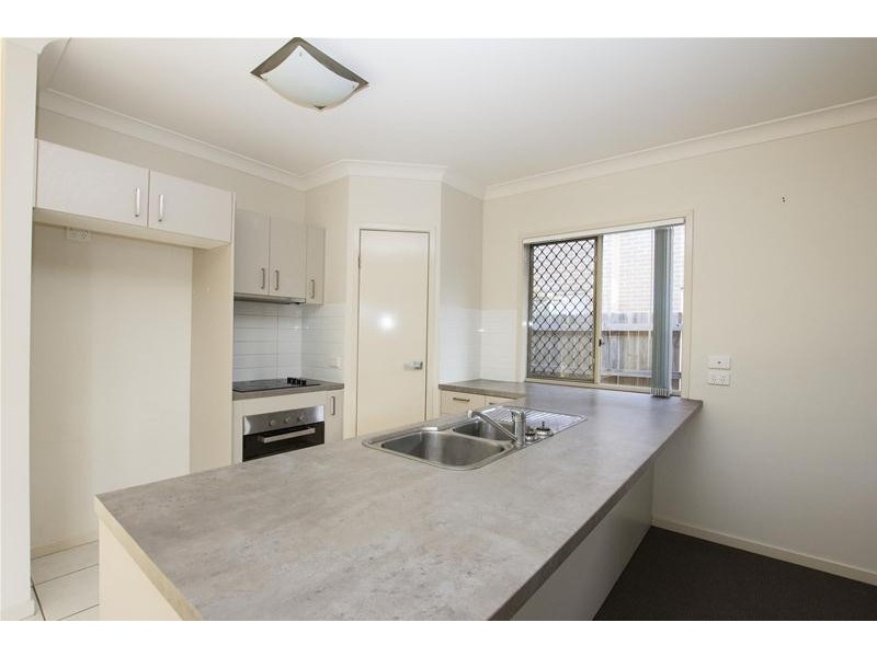 24  Beaumont Drive, Pimpama QLD 4209