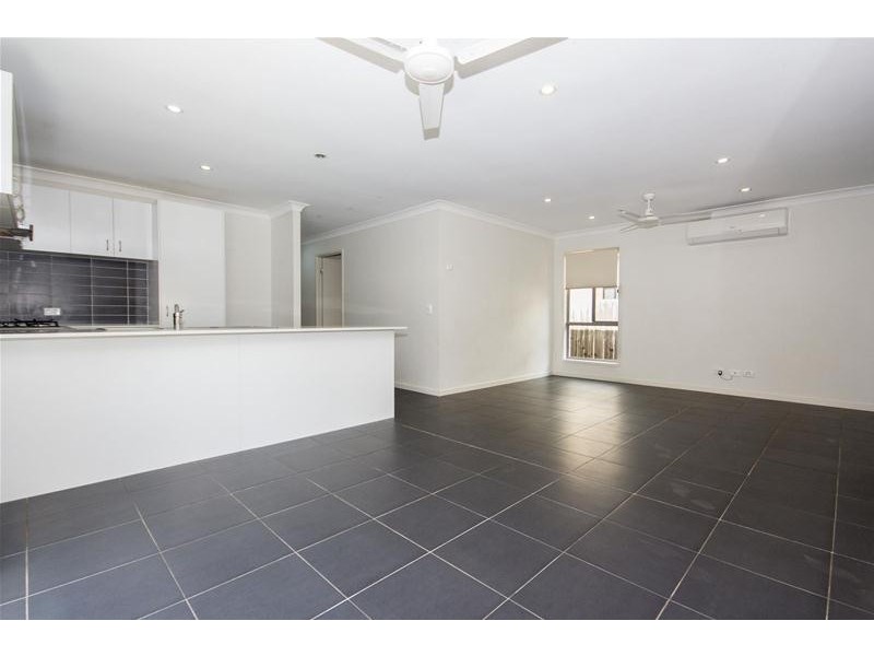 53  Lisa Crescent, Coomera QLD 4209