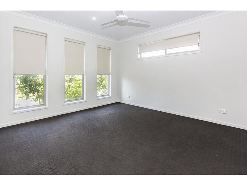 53  Lisa Crescent, Coomera QLD 4209