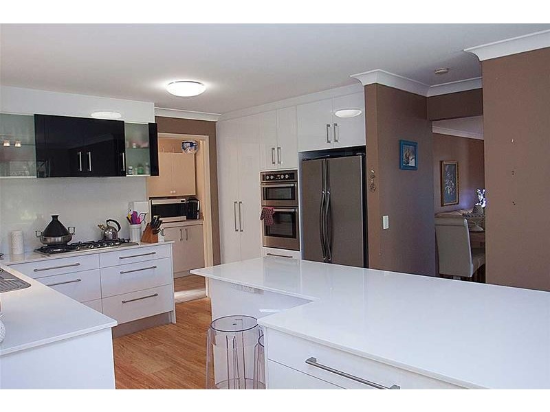 6/421 Oxley Drive, Runaway Bay QLD 4216