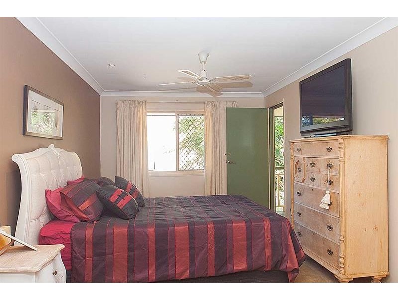 6/421 Oxley Drive, Runaway Bay QLD 4216