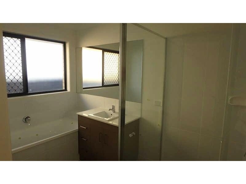 32  Richenda Street, Ormeau Hills QLD 4208