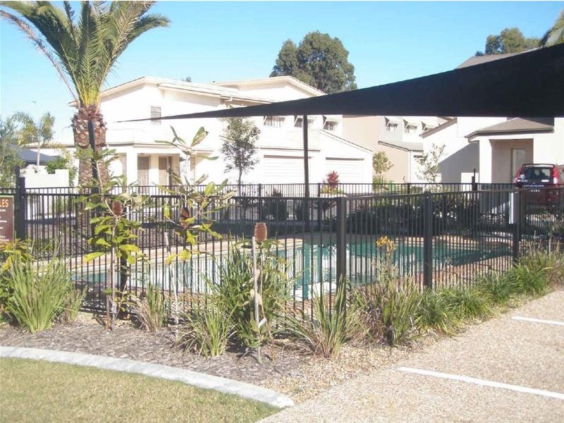 51/2  Weir Drive Coomera Outlook, Upper Coomera QLD 4209