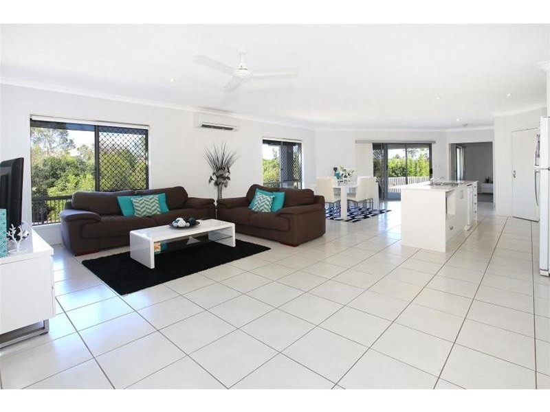 4 Dayflower Street, Upper Coomera QLD 4209