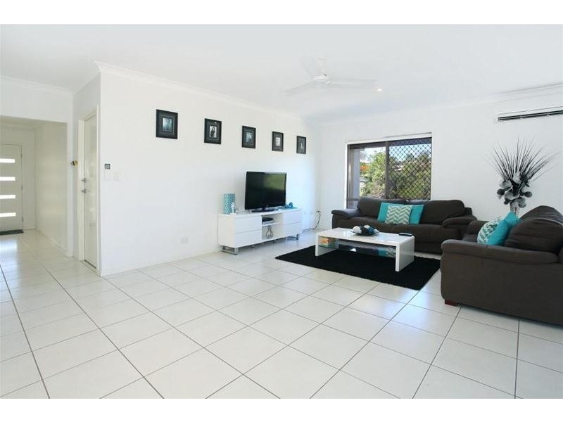 4 Dayflower Street, Upper Coomera QLD 4209