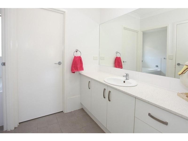 4 Dayflower Street, Upper Coomera QLD 4209