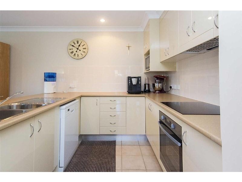 2/5 Schmarr Avenue, Upper Coomera QLD 4209