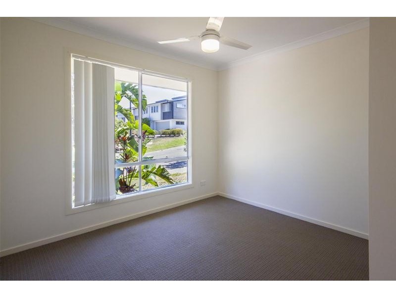 32  Venetian Way, Coomera QLD 4209