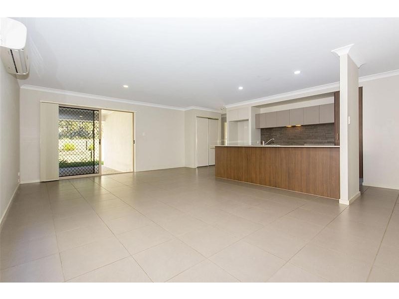 237 Riverstone Crossing, Maudsland QLD 4210