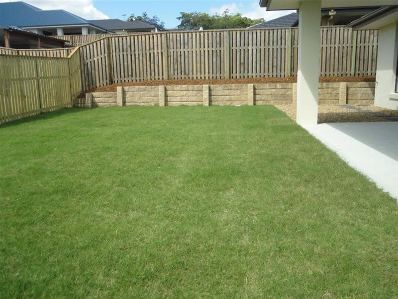 4 Aston Street, Upper Coomera QLD 4209