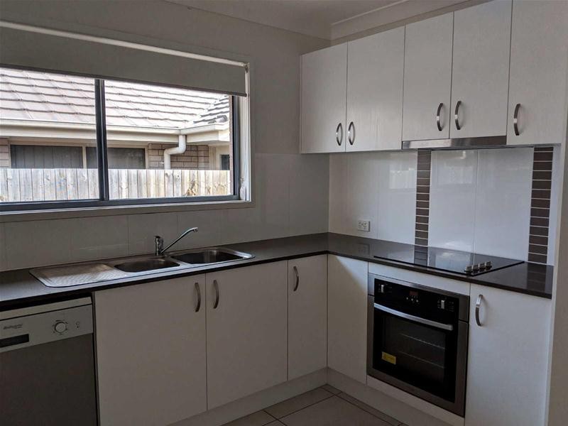 65  Milbrook Crescent, Pimpama QLD 4209