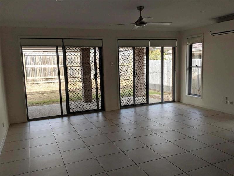 65  Milbrook Crescent, Pimpama QLD 4209