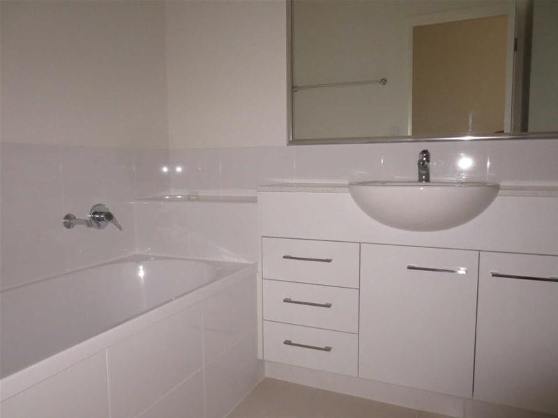 1/15 Chrome Drive “Oreland Estate”, Pimpama QLD 4209