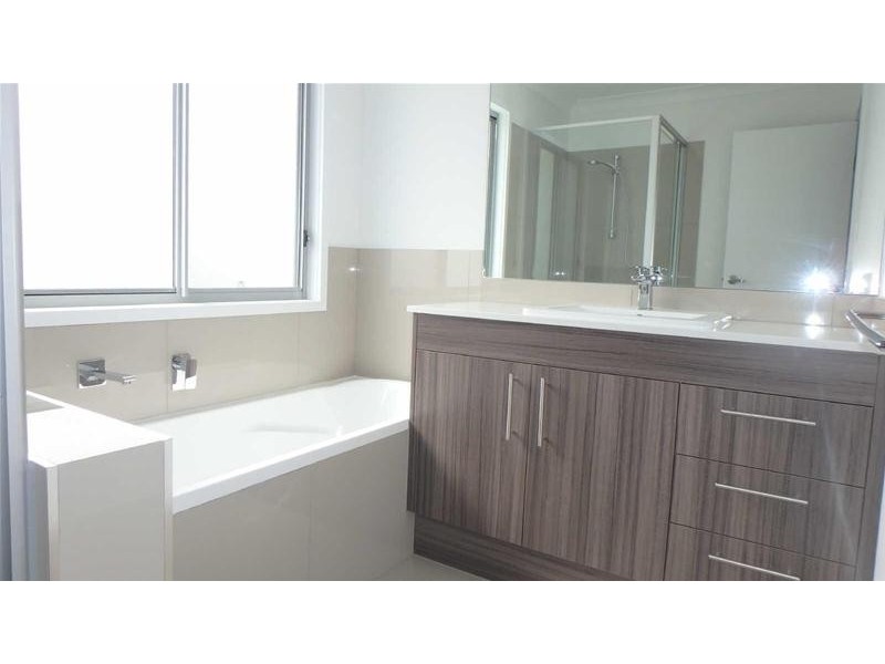 3/23 garden Road, Coomera QLD 4209