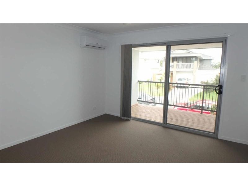 3/23 garden Road, Coomera QLD 4209