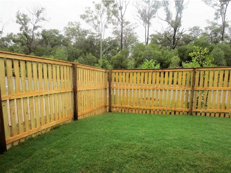 2/24  Cirrus Way, Coomera QLD 4209