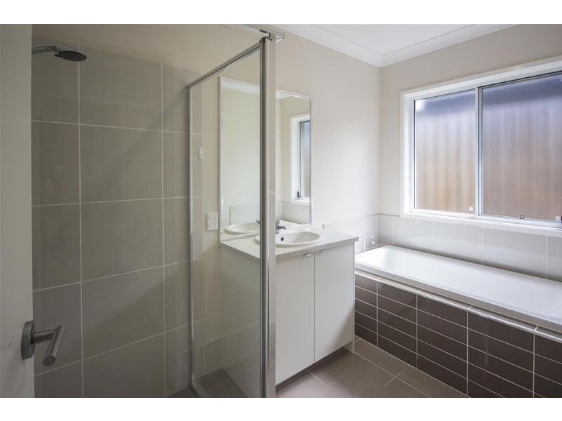 44 Wimmera Crescent, Upper Coomera QLD 4209