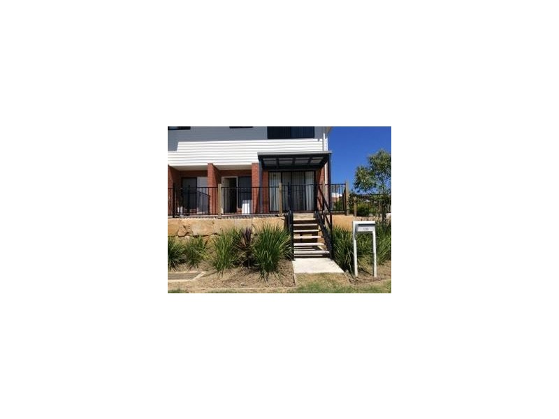 1/33 Chrome Drive, Pimpama QLD 4209