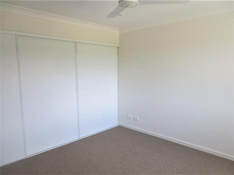 1/33 Chrome Drive, Pimpama QLD 4209