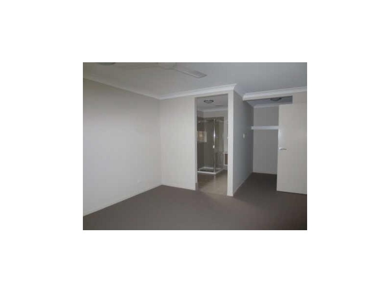 28 Sienna Crescent, Pimpama QLD 4209