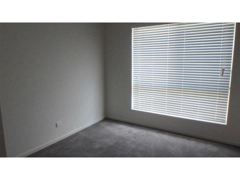 8  Freedman Drive, Willow Vale QLD 4209