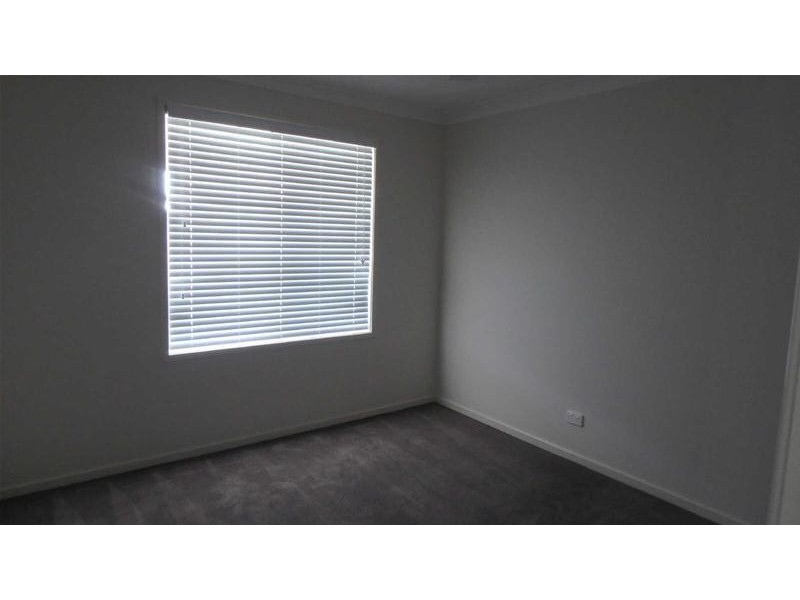 8  Freedman Drive, Willow Vale QLD 4209