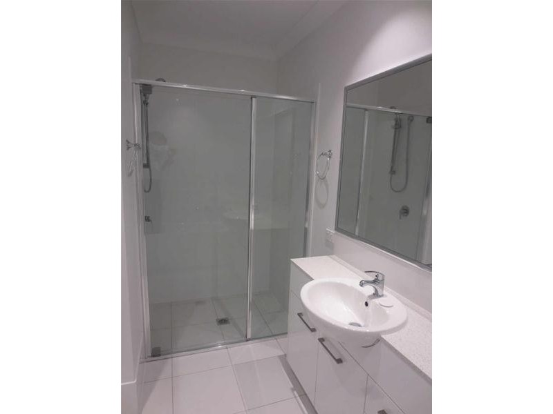 2/11  Chrome Drive “Oreland Estate”, Pimpama QLD 4209