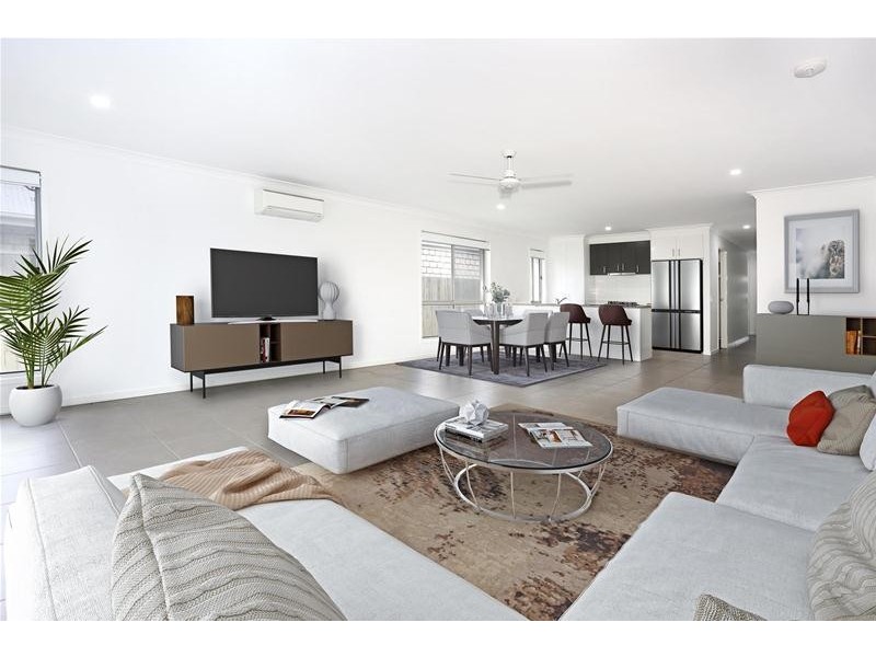 42 Banrock Street, Pimpama QLD 4209