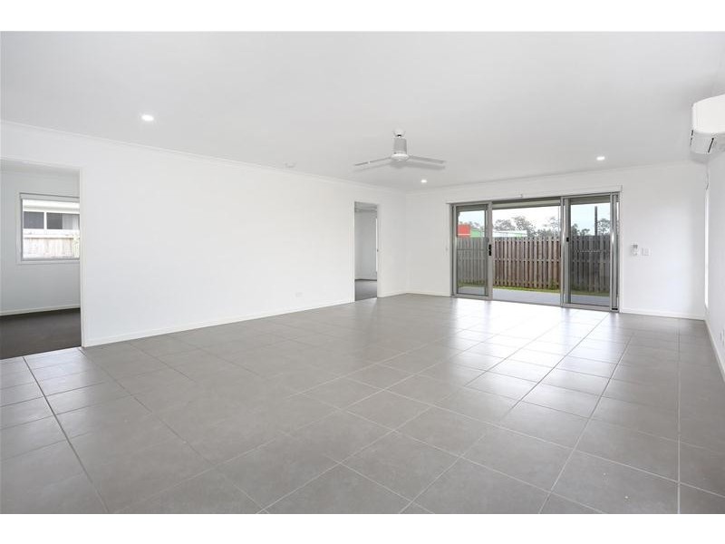 42 Banrock Street, Pimpama QLD 4209