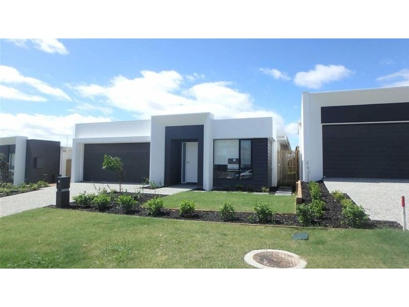 13  Sky Crescent, Pimpama QLD 4209