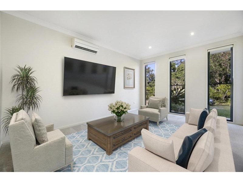 17 Brilliant Lane, Coomera QLD 4209