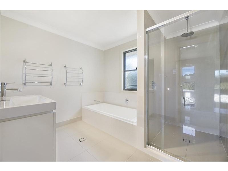 17 Brilliant Lane, Coomera QLD 4209
