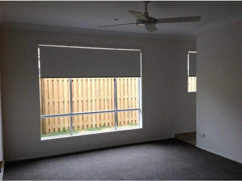 12 Ningaloo Drive, Pimpama QLD 4209