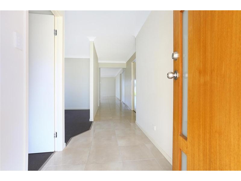 158 Dixon Drive, Pimpama QLD 4209