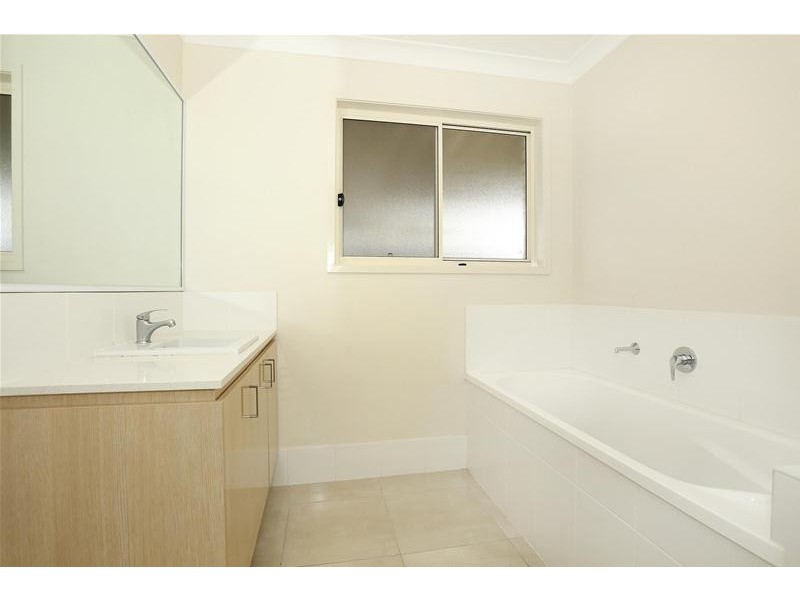 158 Dixon Drive, Pimpama QLD 4209