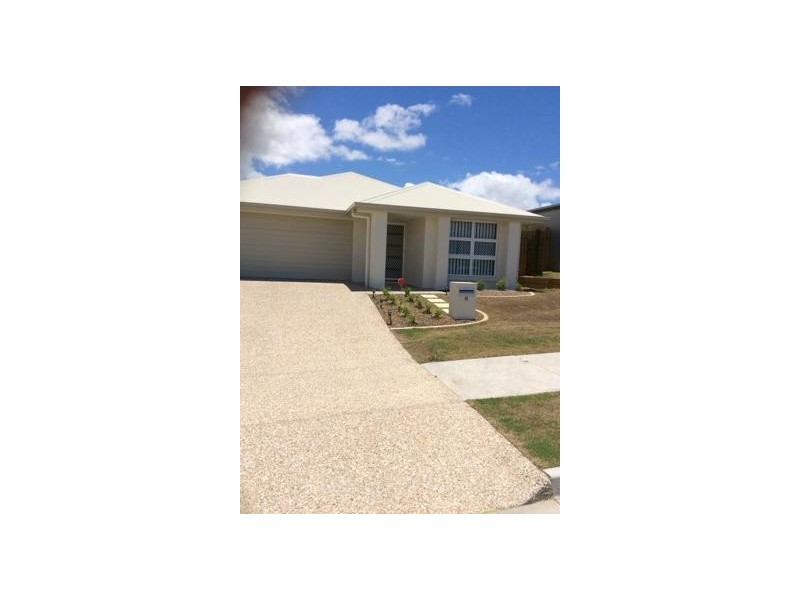 8 Sienna Crescent, Pimpama QLD 4209