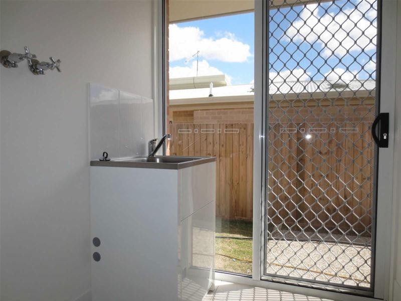 8 Sienna Crescent, Pimpama QLD 4209